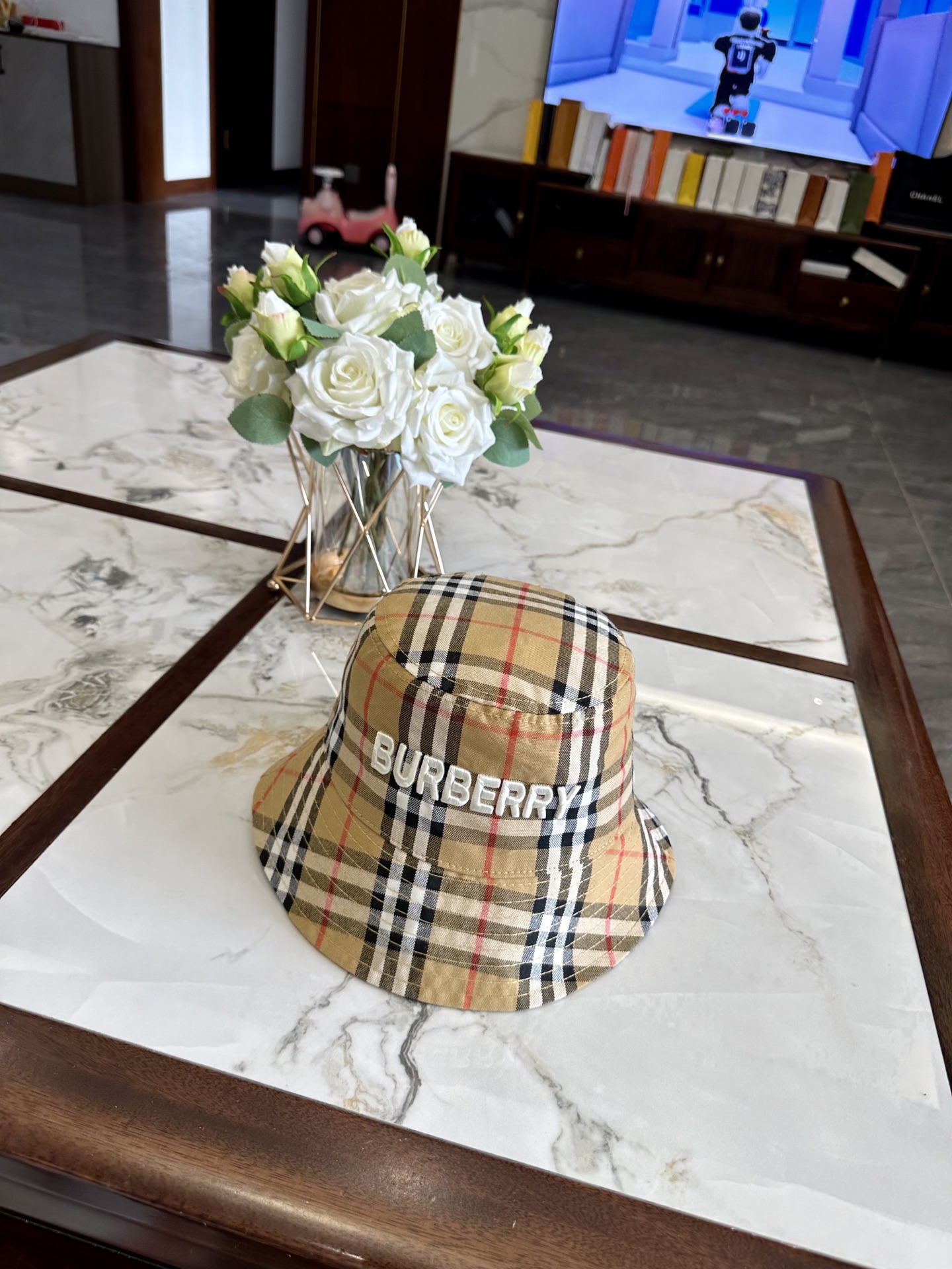 burberry hat model 09